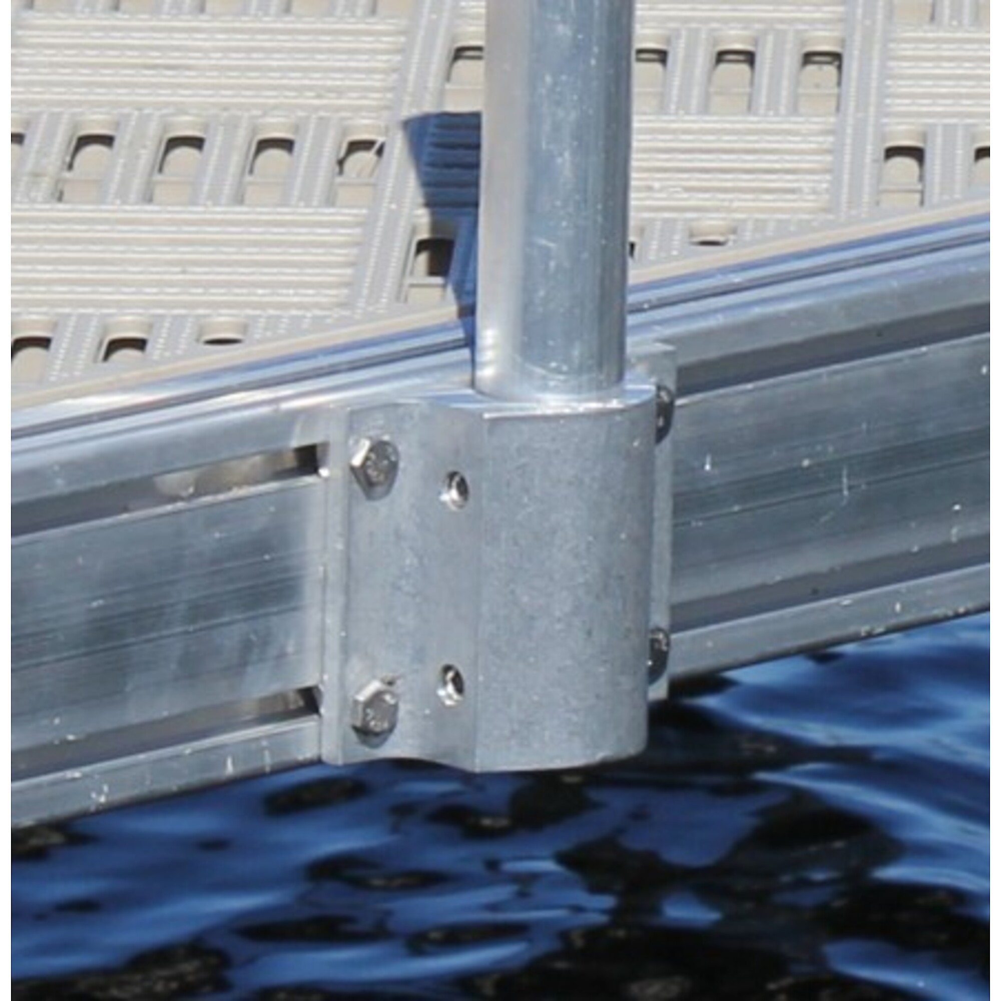 EasyConnect by Alumidock Socket — Compatible with Dock Accessories, Model# DOCKS:EC-SOCKET